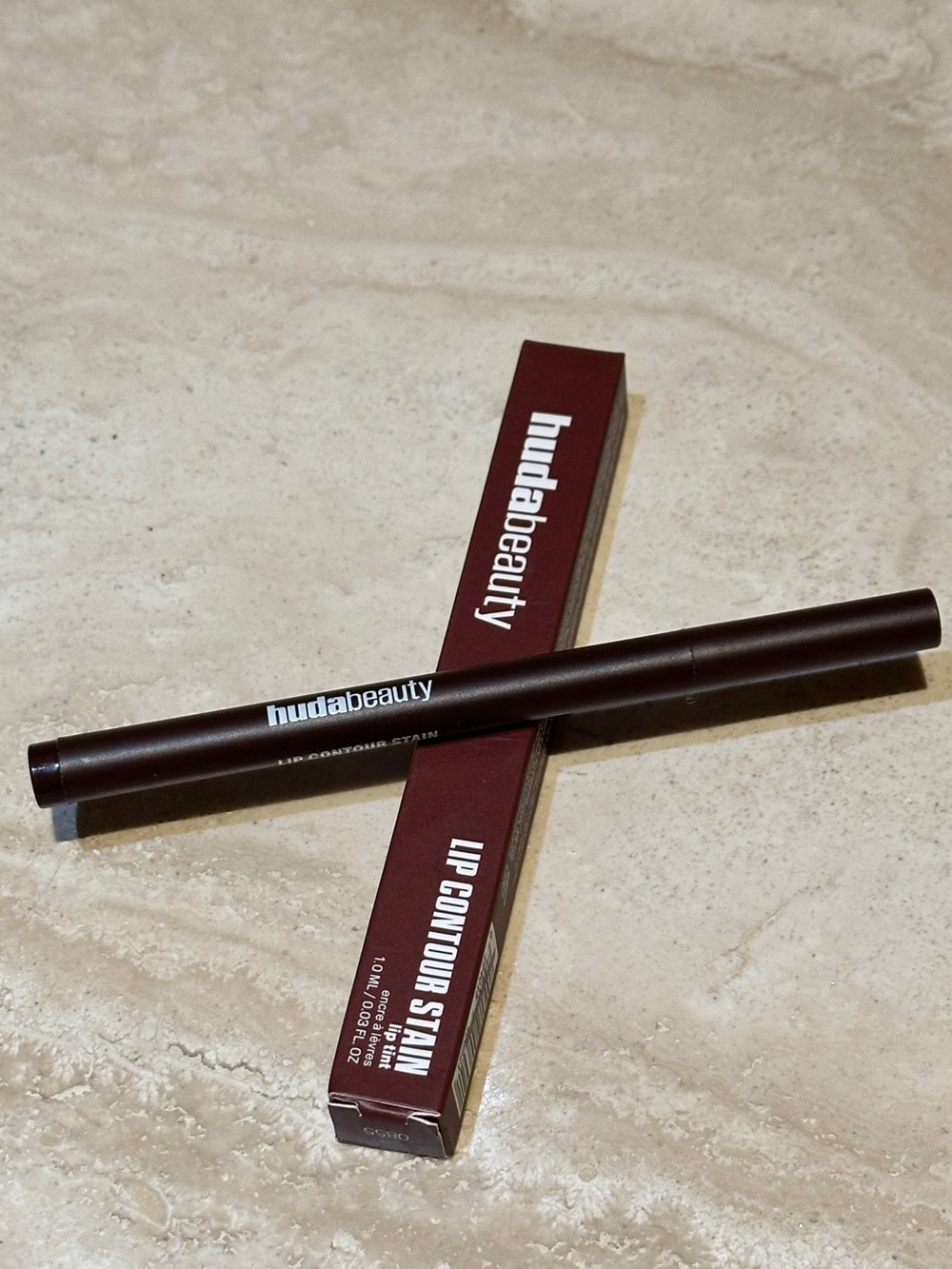 Huda Beauty Lip Contour Stain Rich Brown